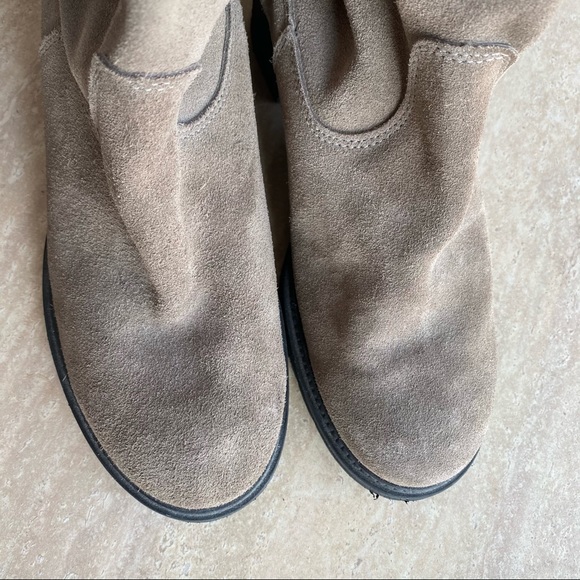 CLOSET CLOSING Martino Suede Floral Cut Out High Quality Boots - Picture 11 of 13